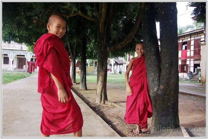 IMGP3887s.jpg - Myanmar © Marian Golis (2010)