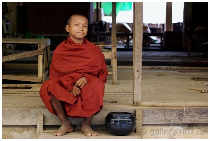 IMGP4439s.jpg - Myanmar © Marian Golis (2010)