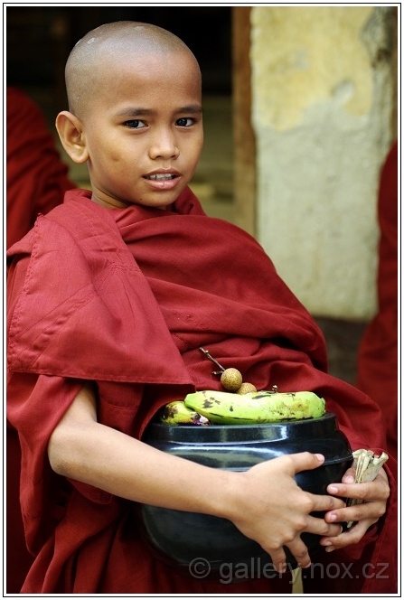 IMGP4446s.jpg - Myanmar © Marian Golis (2010)