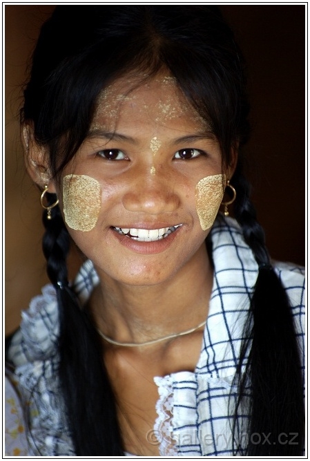 IMGP4720s.jpg - Myanmar © Marian Golis (2010)